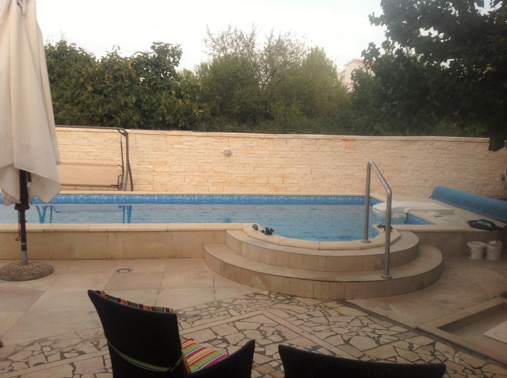 Apartments Little Castle Водице Екстериор снимка