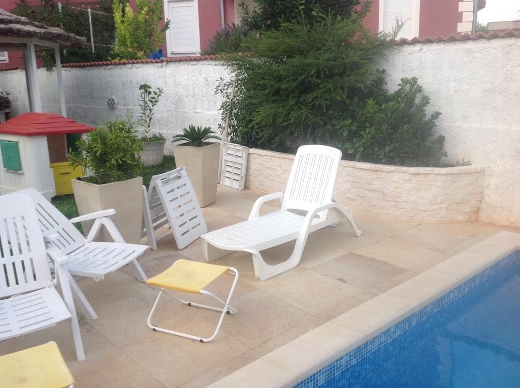 Apartments Little Castle Водице Екстериор снимка